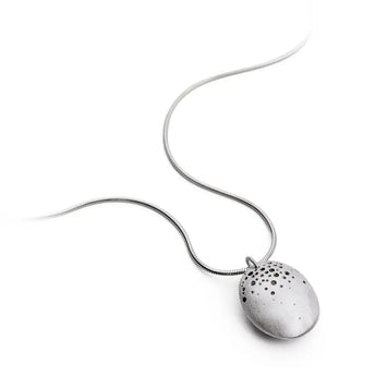 SilverPatternedPodNecklace_1