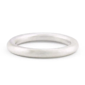 A silver halo design ring with a smooth finish, ideal for everyday wear and alternative wedding band.